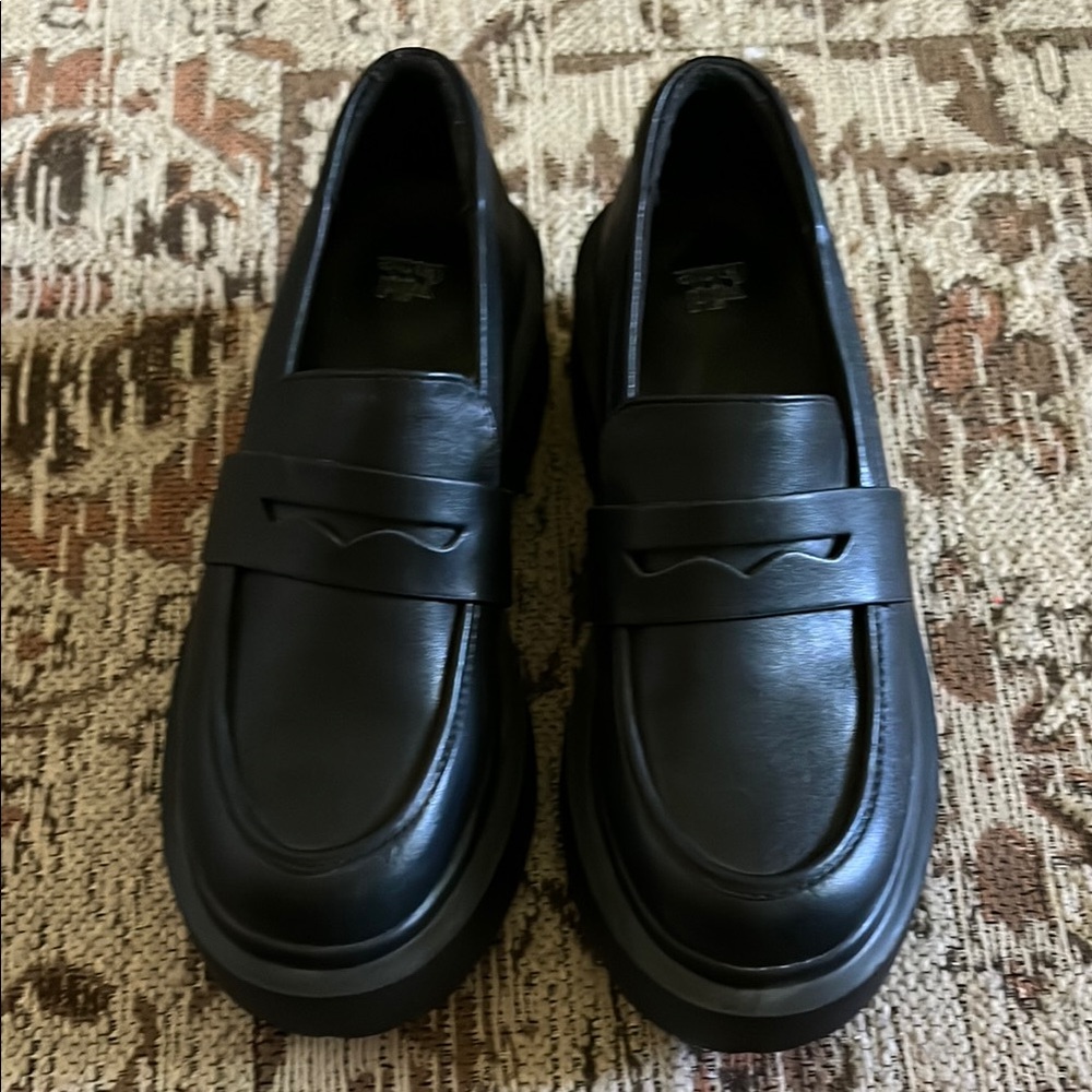 Wild Fable Black Slip-On Loafers with Classic Design